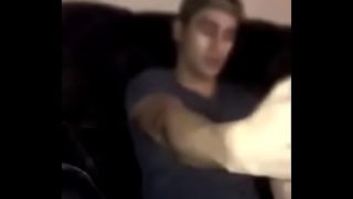 HETERO SE FOLLA A GAY BRUTALMENTE