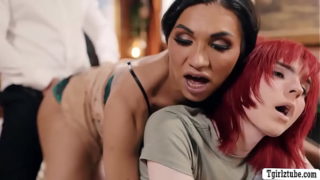 Slim TS babysitter analed by trans boss