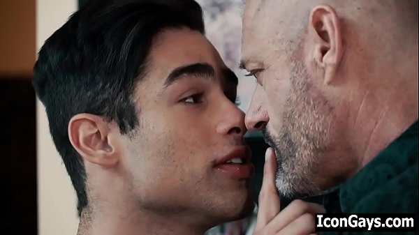 Hot gay student blackmails professor to fuck him – older & y.