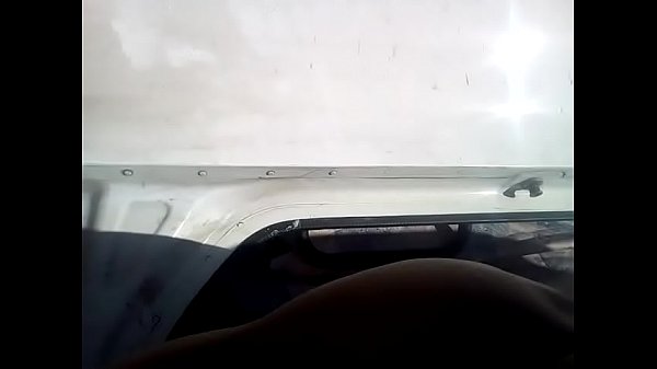 Exhibiendome de día con body de encaje negro