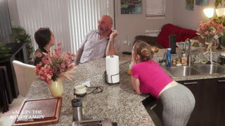 Sex Freak Freya Von Doom Visits StepDad And New Wife – AITSFS1:E7 3/4